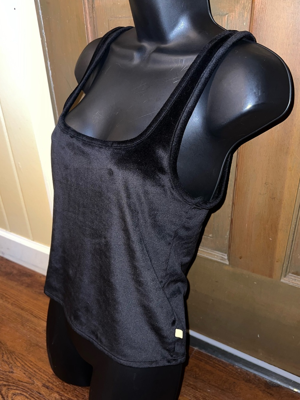 Black Cropped Tank Top Loungewear Velvet Square Neck Pajama Cozy Size L - Picture 6 of 8